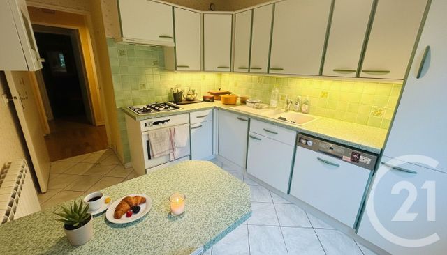 Appartement F4 à vendre - 5 pièces - 77.14 m2 - VERNON - 27 - HAUTE-NORMANDIE - Century 21 Rive Gauche Immobilier