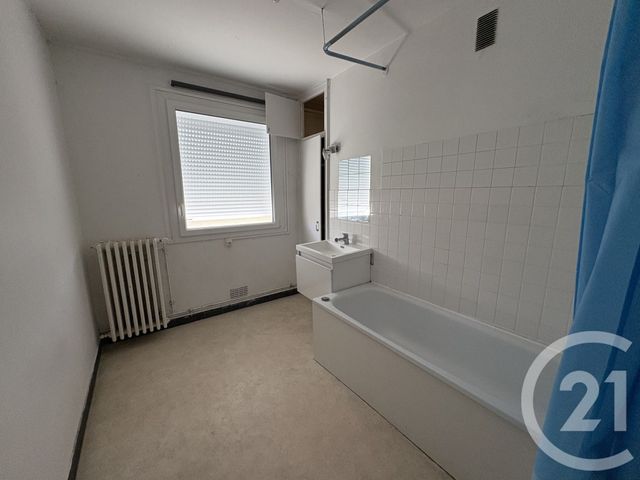Appartement F3 à louer - 3 pièces - 74.36 m2 - VERNON - 27 - HAUTE-NORMANDIE - Century 21 Rive Gauche Immobilier