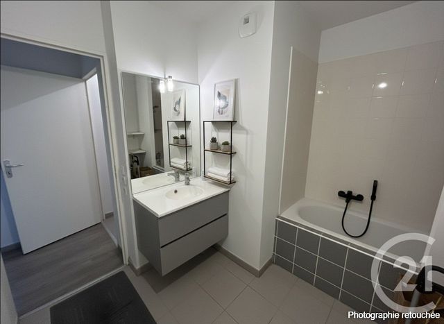 Appartement à vendre - 3 pièces - 64.04 m2 - VERNON - 27 - HAUTE-NORMANDIE - Century 21 Rive Gauche Immobilier