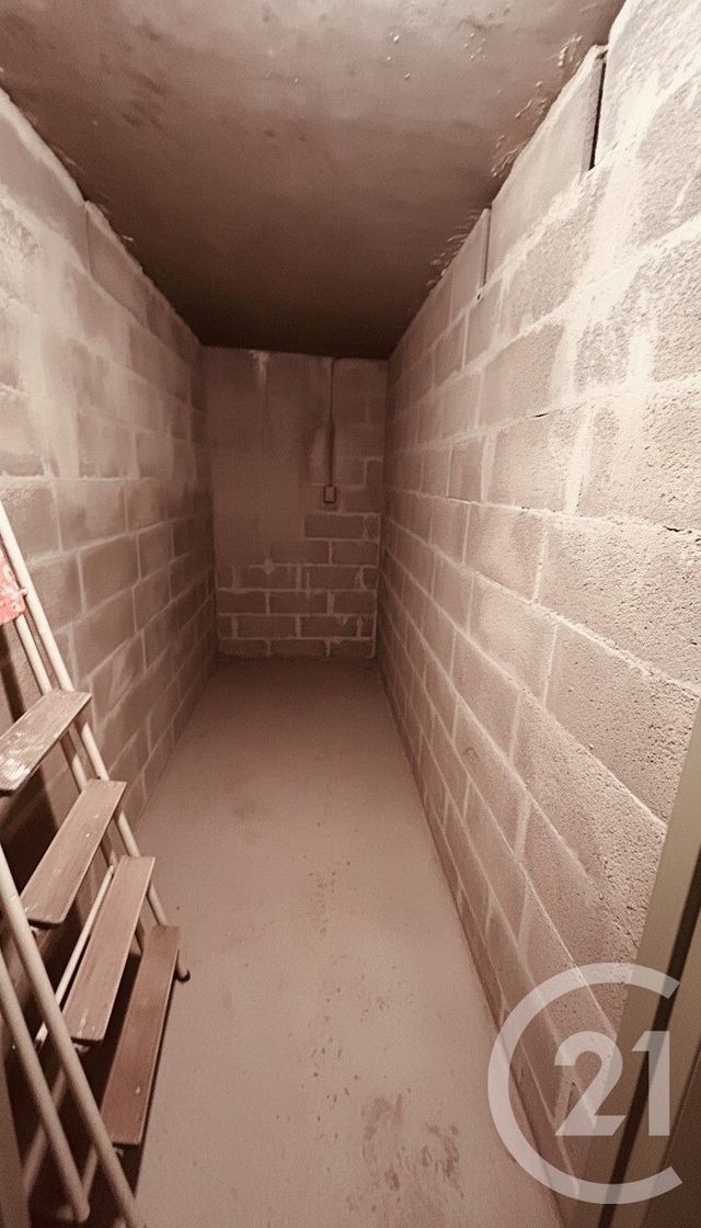 Appartement à vendre - 2 pièces - 39.7 m2 - VERNON - 27 - HAUTE-NORMANDIE - Century 21 Rive Gauche Immobilier