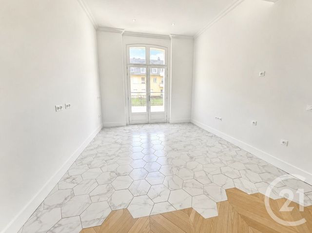 Appartement à vendre - 4 pièces - 100.2 m2 - VERNON - 27 - HAUTE-NORMANDIE - Century 21 Rive Gauche Immobilier