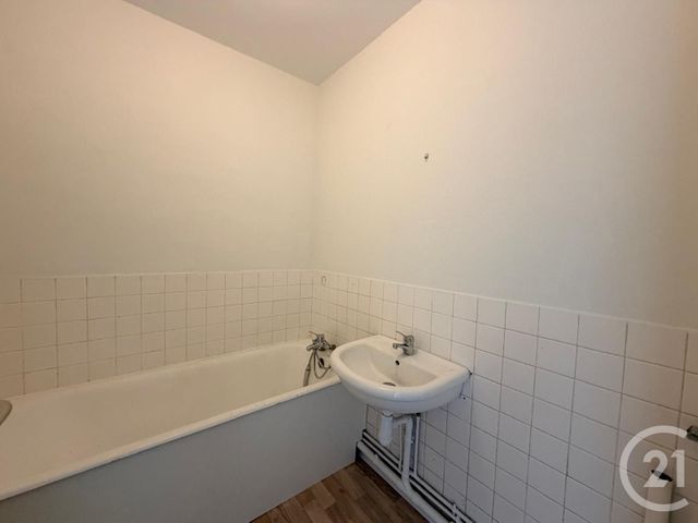 Appartement F3 à vendre - 2 pièces - 56.5 m2 - VERNON - 27 - HAUTE-NORMANDIE - Century 21 Rive Gauche Immobilier