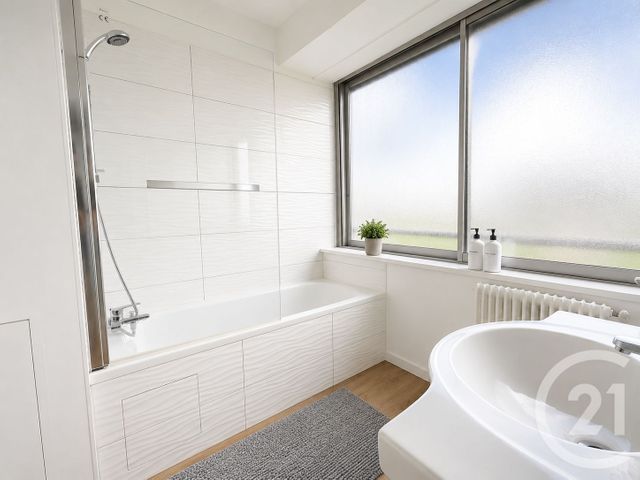 Appartement F4 à vendre - 4 pièces - 90.0 m2 - VERNON - 27 - HAUTE-NORMANDIE - Century 21 Rive Gauche Immobilier