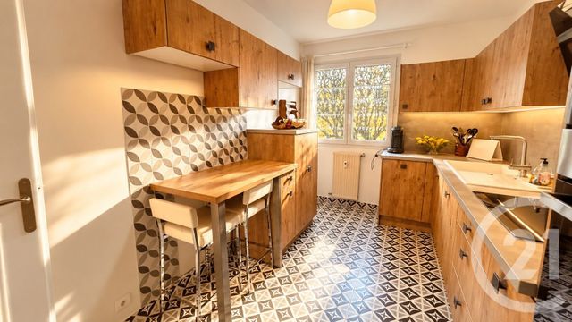Appartement à vendre - 4 pièces - 87.86 m2 - VERNON - 27 - HAUTE-NORMANDIE - Century 21 Rive Gauche Immobilier