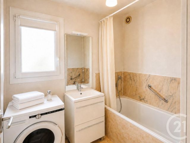 Appartement F3 à vendre - 3 pièces - 68.9 m2 - VERNON - 27 - HAUTE-NORMANDIE - Century 21 Rive Gauche Immobilier